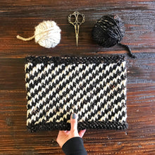 Load image into Gallery viewer, Spiral Up Cowl Knitting Pattern