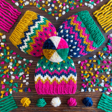 Load image into Gallery viewer, Pie Chart Pom Art Tutorial