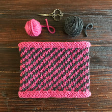 Load image into Gallery viewer, Spiral Up Cowl Knitting Pattern
