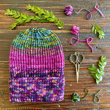 Load image into Gallery viewer, Betsy's Beanie Knitting Pattern