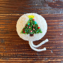 Load image into Gallery viewer, Christmas Tree Pom Art Tutorial