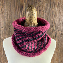 Load image into Gallery viewer, Spiral Up Cowl Knitting Pattern