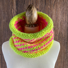 Load image into Gallery viewer, Spiral Up Cowl Knitting Pattern
