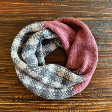 Load image into Gallery viewer, Calypso Cowl Knitting Pattern

