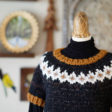 Load image into Gallery viewer, Quicknit Knitting Pattern
