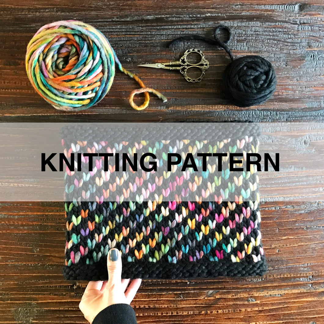 Spiral Up Cowl Knitting Pattern